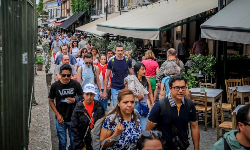 Πάνω από 32 εκατομμύρια τουρίστες επισκέφθηκαν την Ελλάδα το 2023